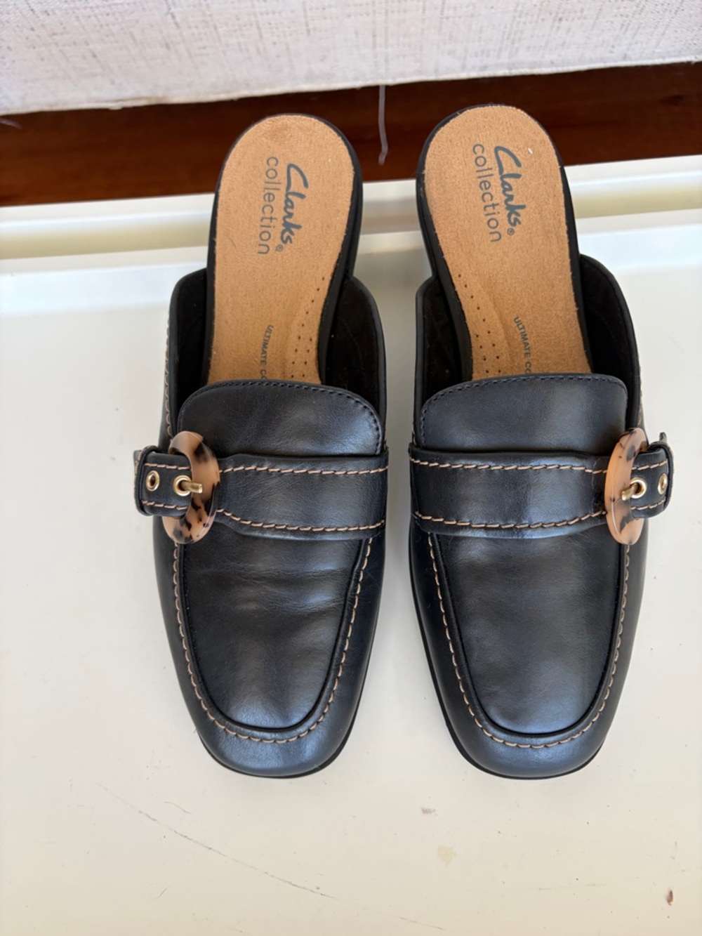 Clarks Collection Black Leather Slip-On Loafers